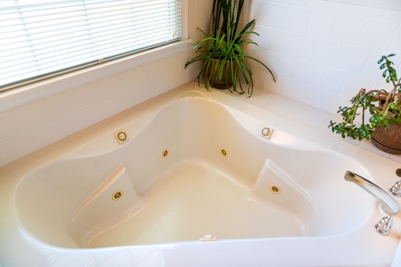 Space-saving Alcove Tubs
